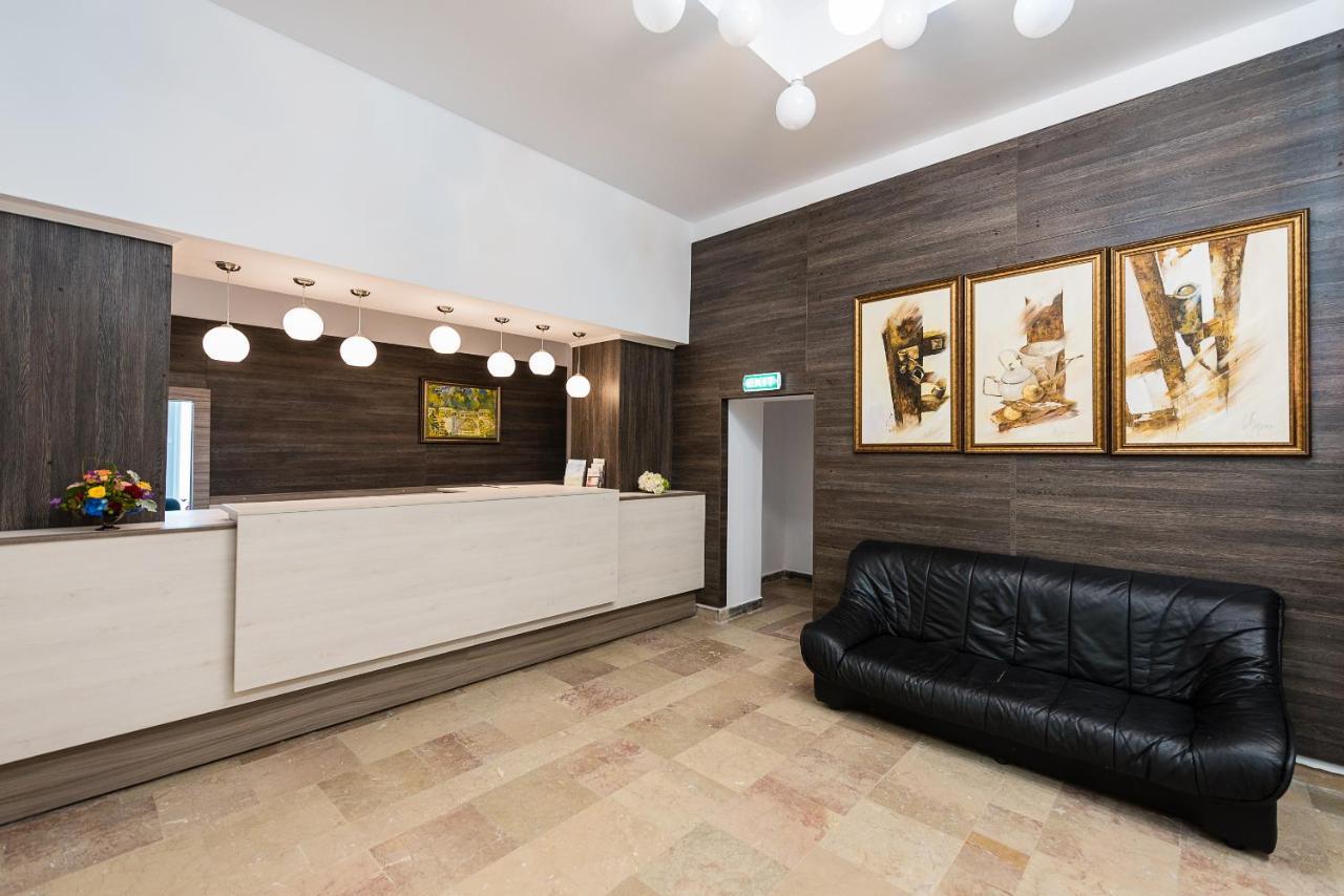 Hotel Parc באיילה גובורה מראה חיצוני תמונה